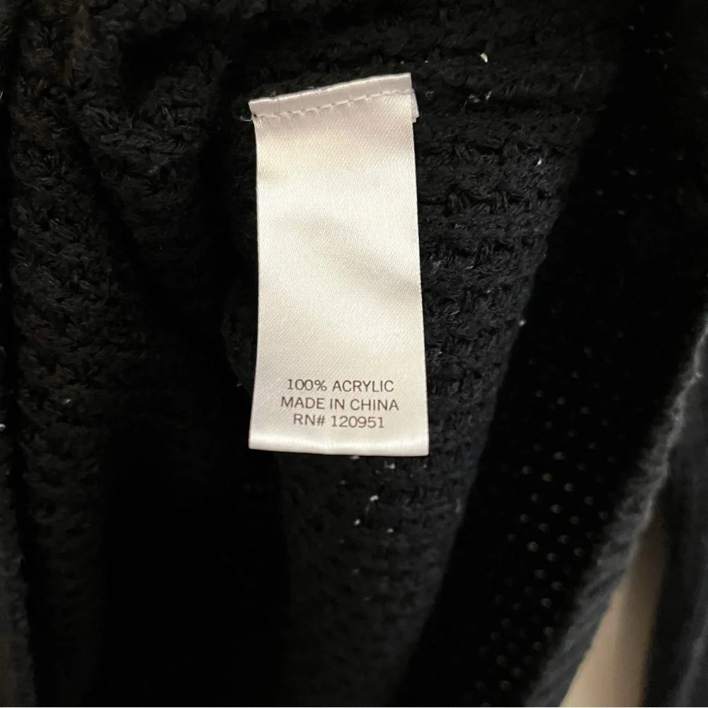 SO Waffle Knit Crew Neck Sweater - Picture 3 of 4